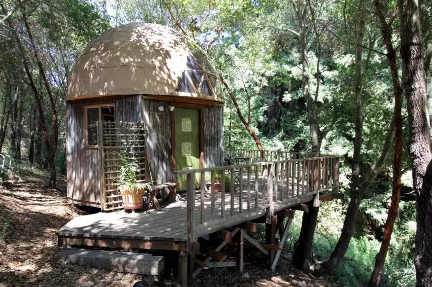 Mushroom Dome Cabin: #1 on airbnb